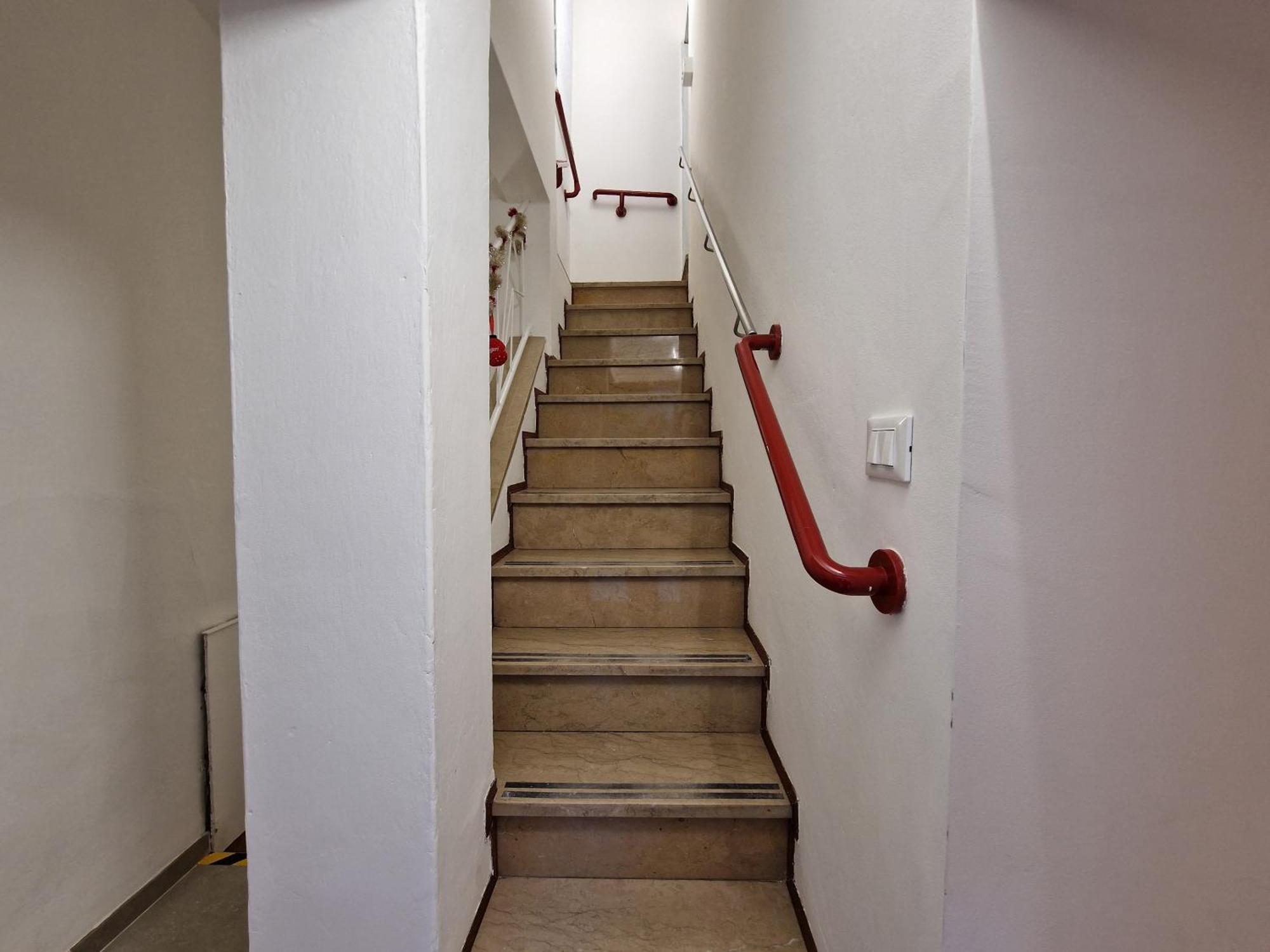 Veneziacentopercento La Forcola Apartment, Next To Rialto Bridge Bagian luar foto