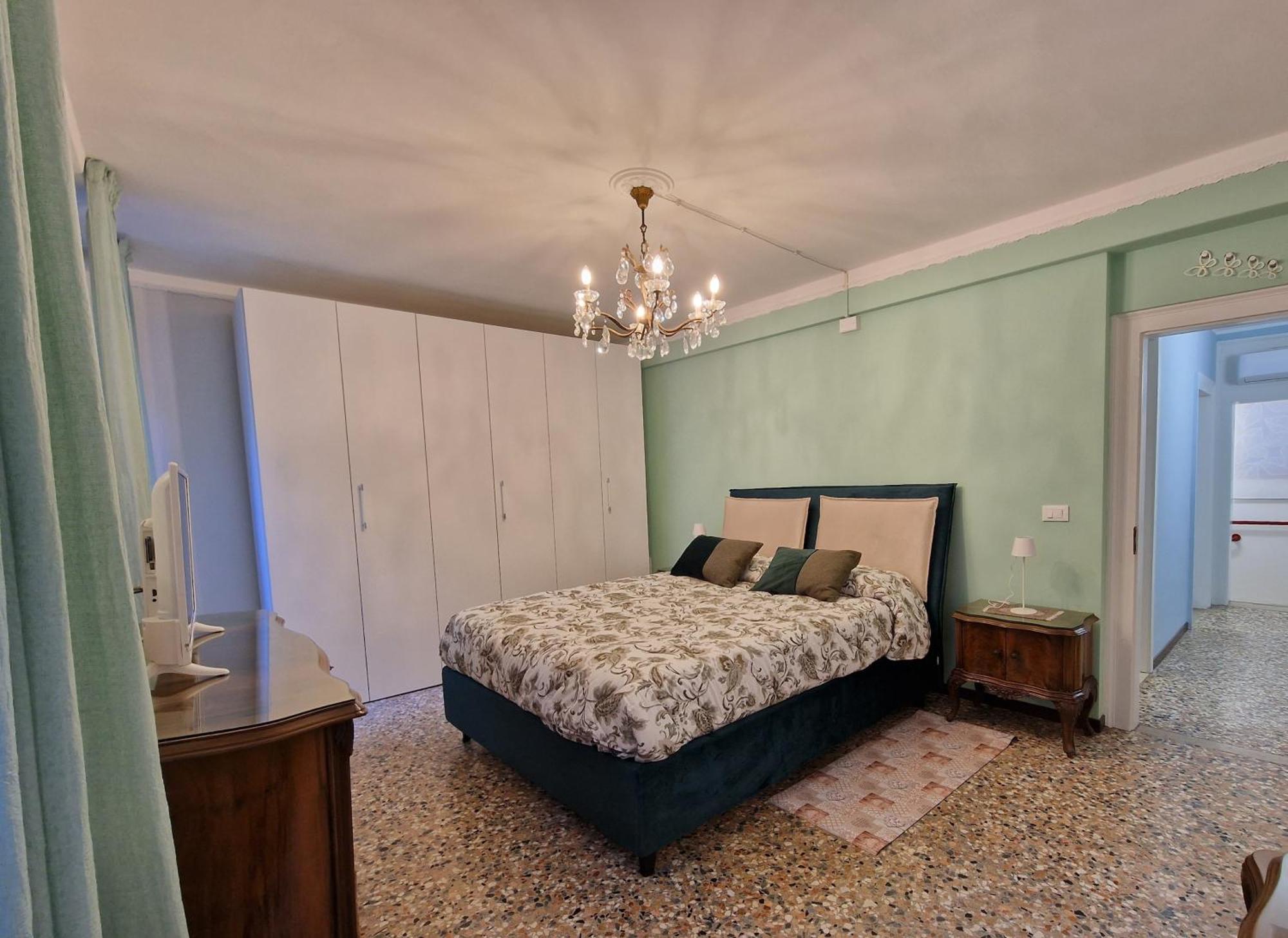 Veneziacentopercento La Forcola Apartment, Next To Rialto Bridge Bagian luar foto